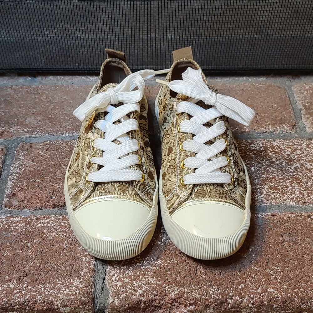 Guess Natural Multi Fabric Shoes - Picture 2 of 6